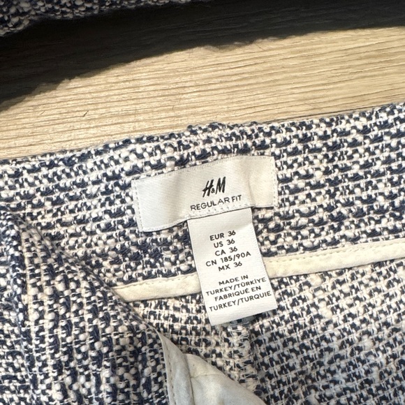 Blue and White Button-Up Shirt and Shorts Set by H&M - Picture 7 of 9